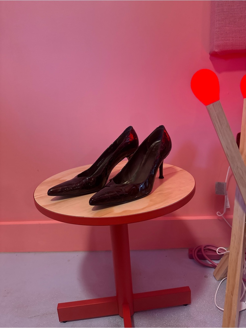 Stuart Weitzman Burgundy Croc pattern Patent pumps